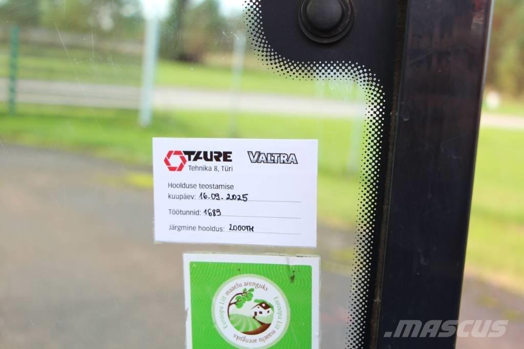 Valtra T 131 Traktori