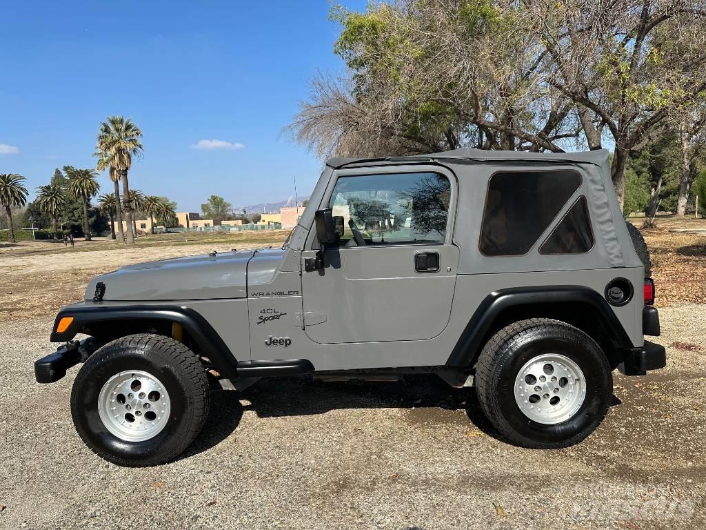Jeep Wrangler Sport Automobili