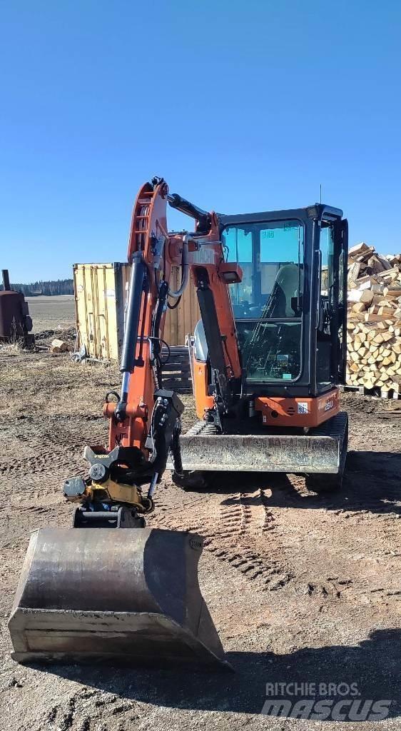 Hitachi Zaxis 26 U Mini bageri < 7t