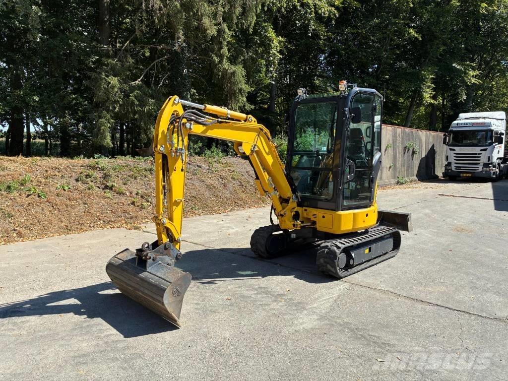 Komatsu PC26MR-5 Mini bageri < 7t