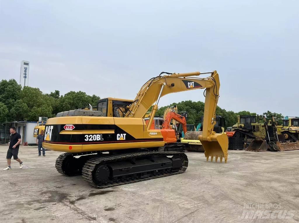 CAT 320 B L Bageri guseničari
