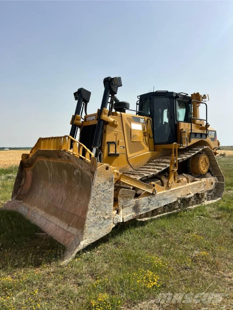 CAT D 8 T Buldožeri guseničari