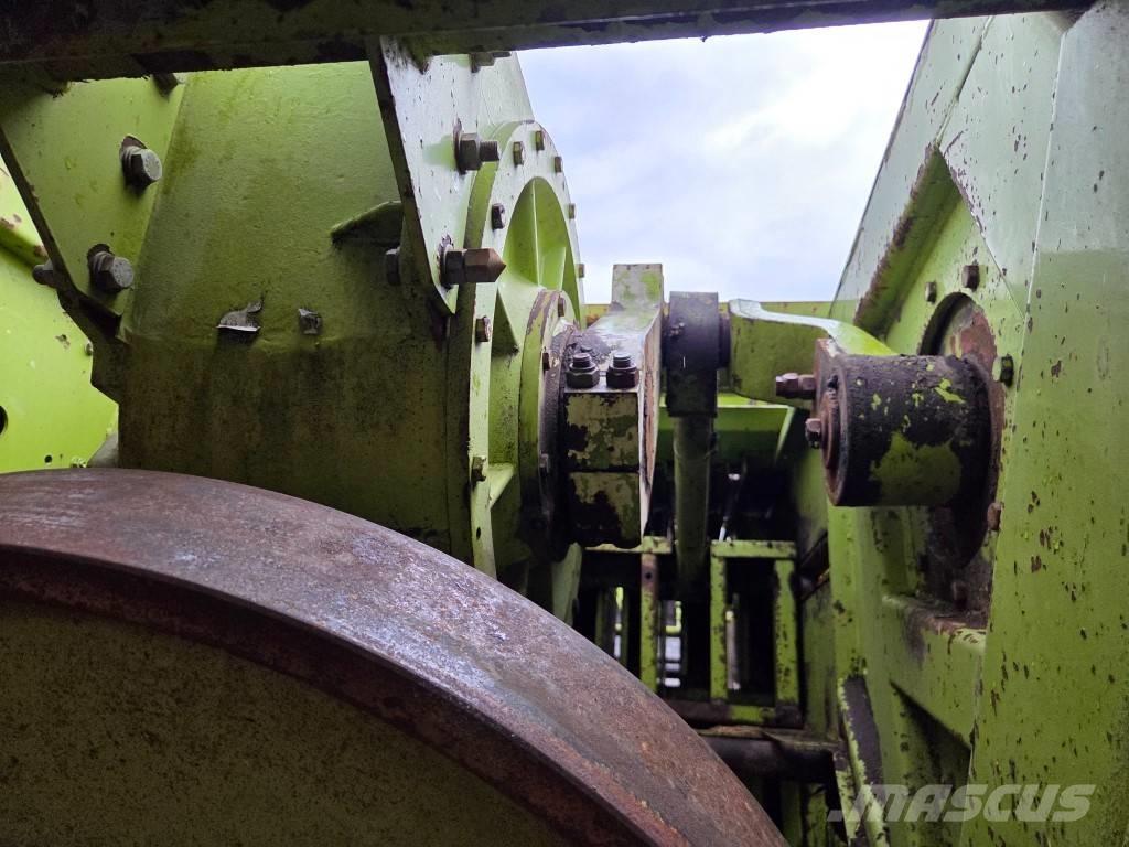 CLAAS Quadrant 1200 Prese/balirke za četvrtaste bale