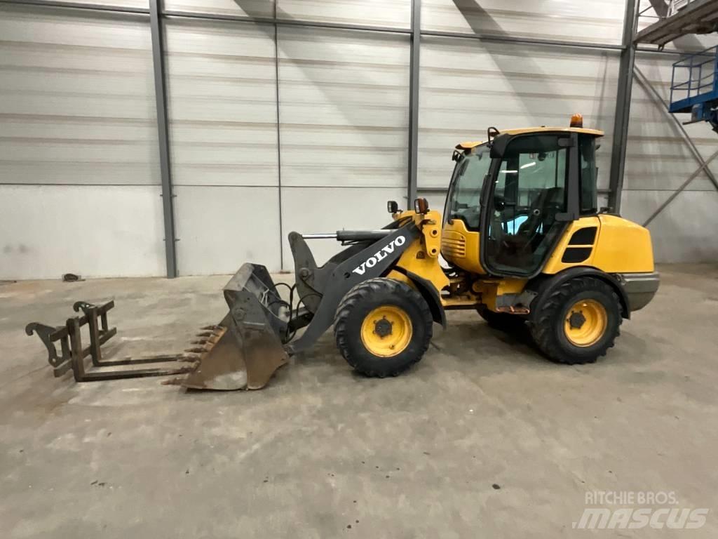Volvo L 25 F Utovarivači na točkove