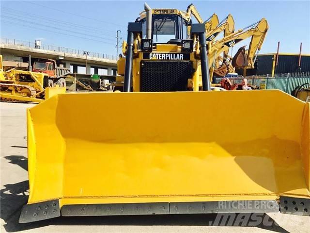 CAT D 6 H Buldožeri guseničari