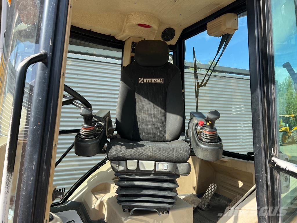 Hydrema 906 E Rovokopači