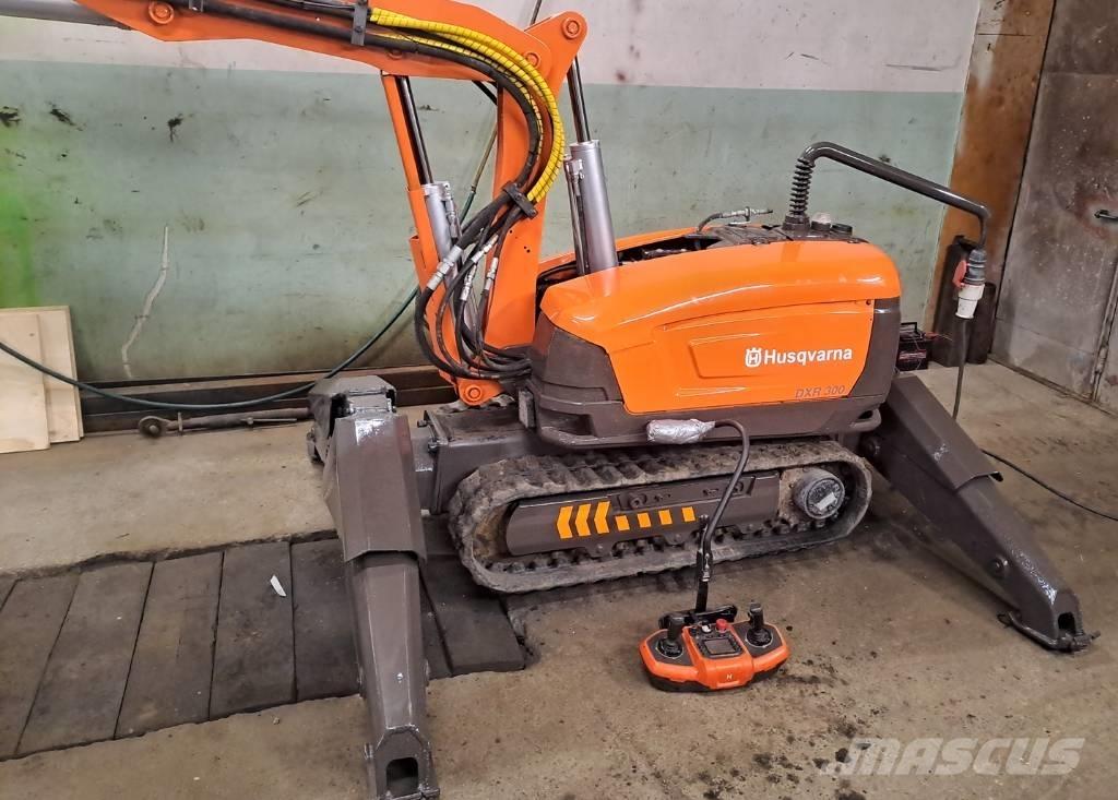 Husqvarna DXR 300 Mini bageri < 7t