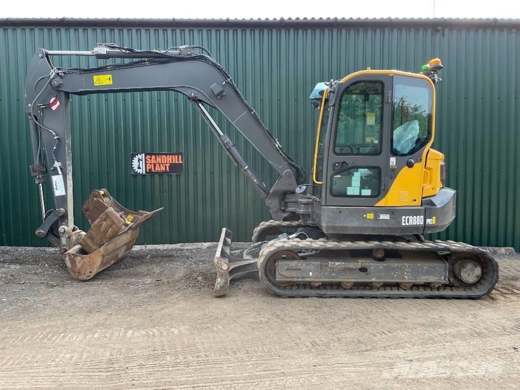 Volvo ECR 88 D PRO Midi bageri 7t – 12t