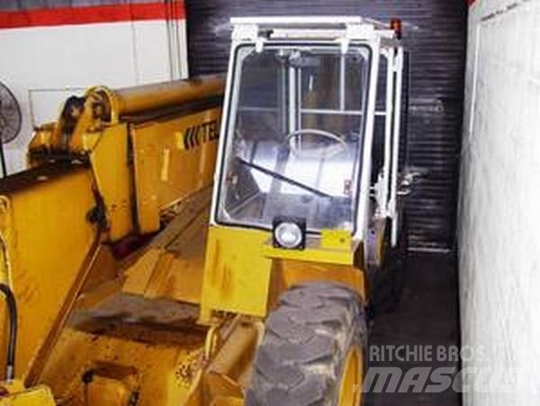 JCB 530B-4HL Vanterenski viljuškar