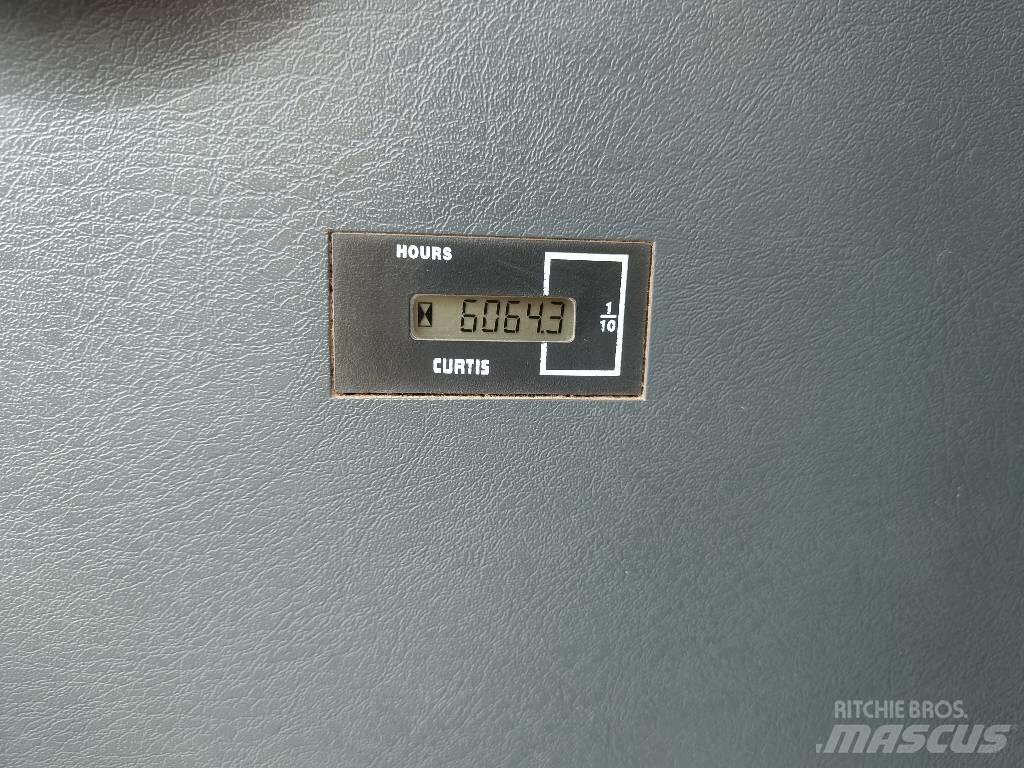 Hyundai R 145 Bageri guseničari
