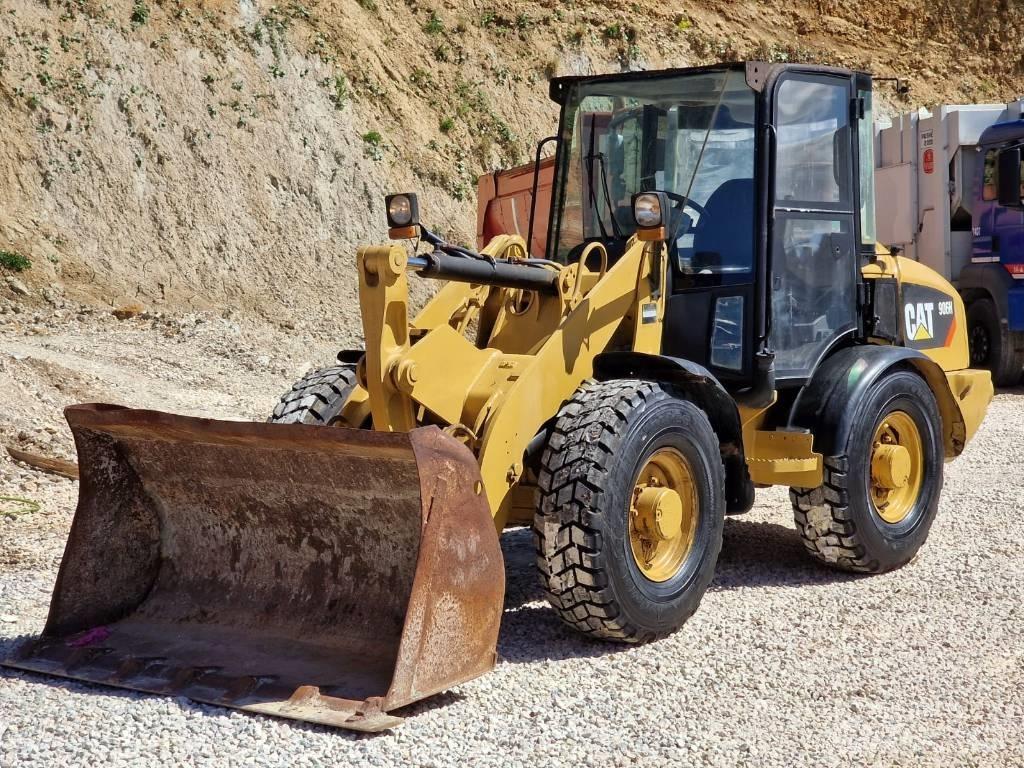 CAT 906 H NEW TIRES Utovarivači na točkove