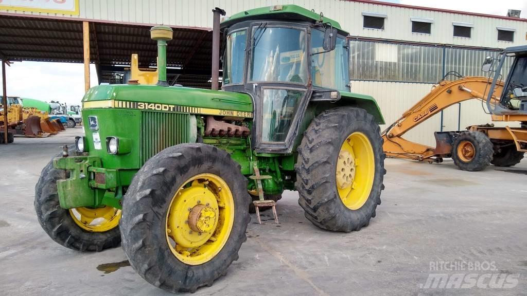 John Deere 3140 DT Traktori