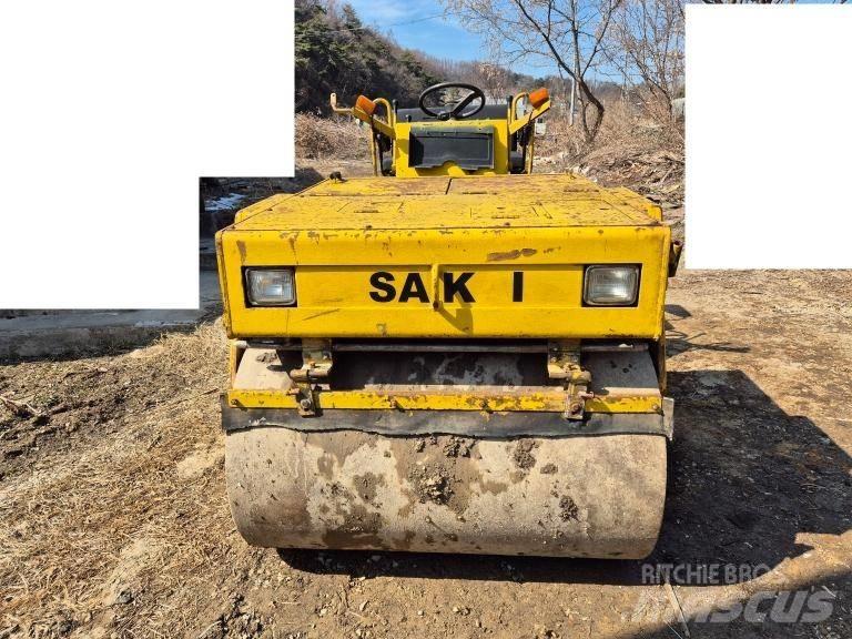 Sakai TW 500 Valjci sa duplim bubnjem