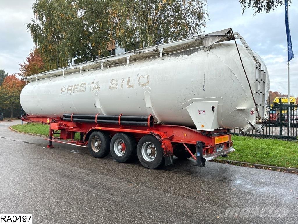 Benalu Silo 62 m3 Poluprikolice cisterne