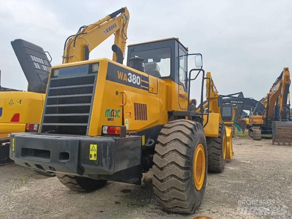 Komatsu WA 380 Utovarivači na točkove