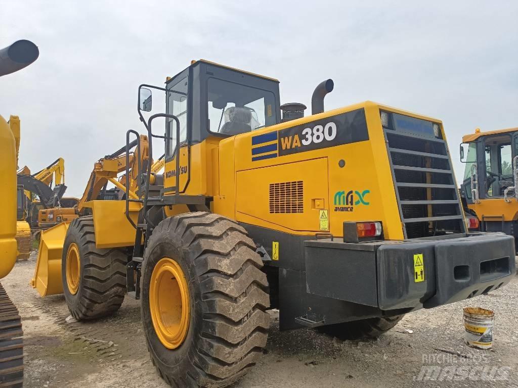 Komatsu WA 380 Utovarivači na točkove
