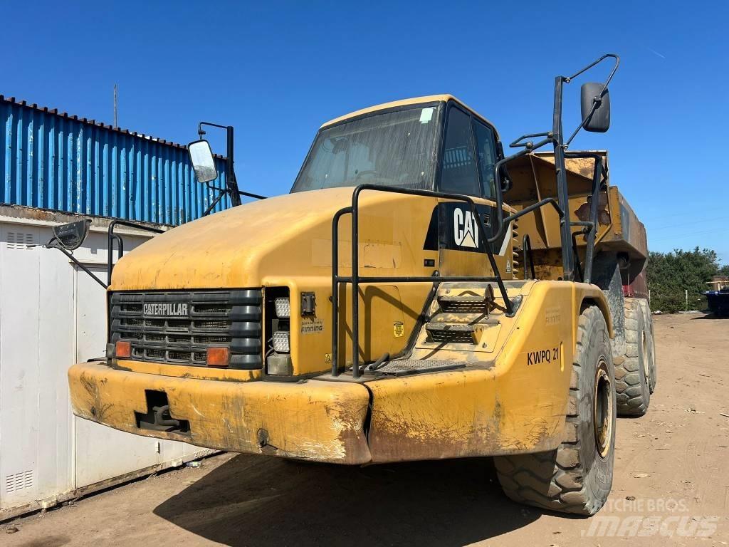 CAT 740 Zglobni damperi