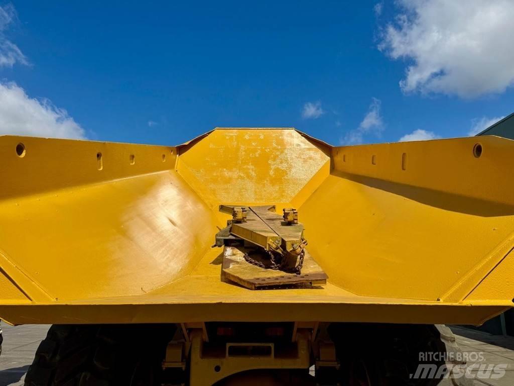 CAT 735 Damperi za gradilište