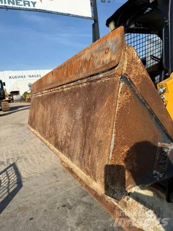 CAT 259D Skid steer mini utovarivači