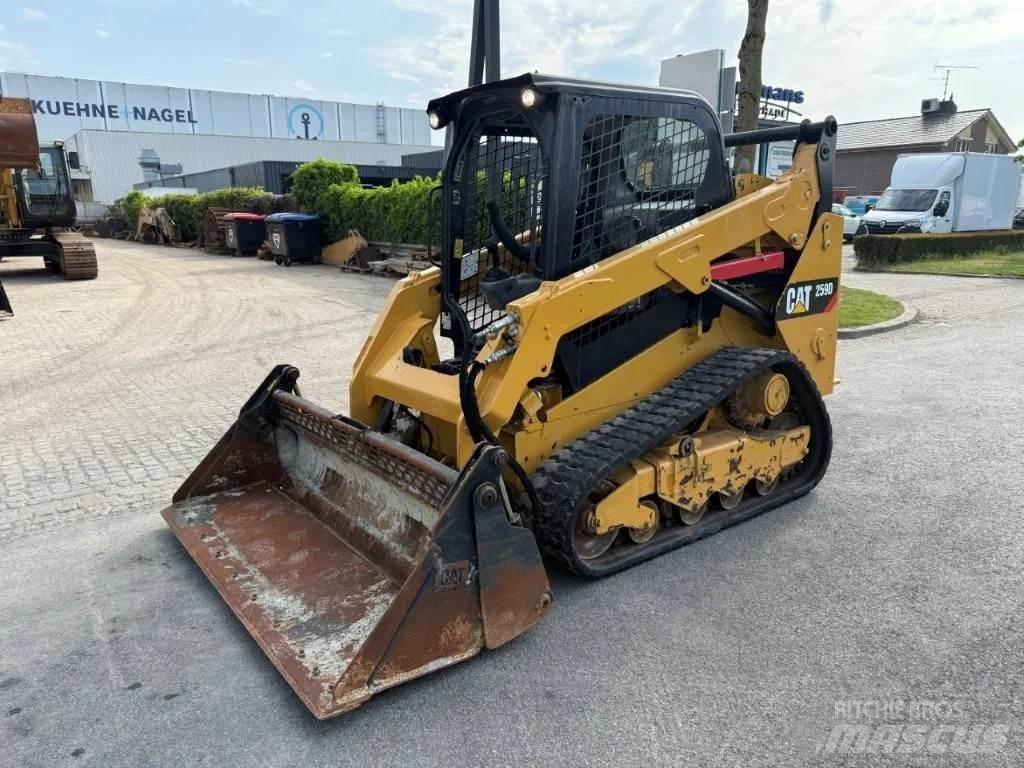 CAT 259D Skid steer mini utovarivači