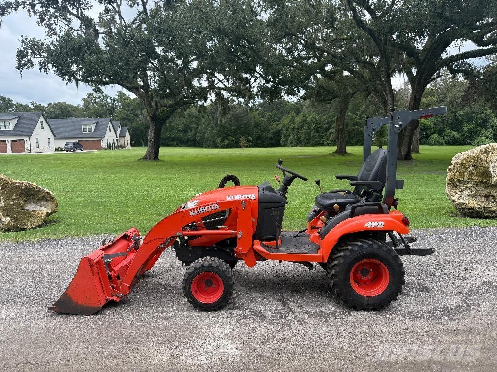 Kubota BX2380 Traktori