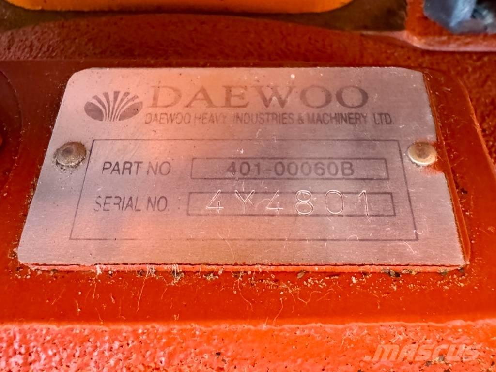 Doosan SOLAR 210W Bageri točkaši