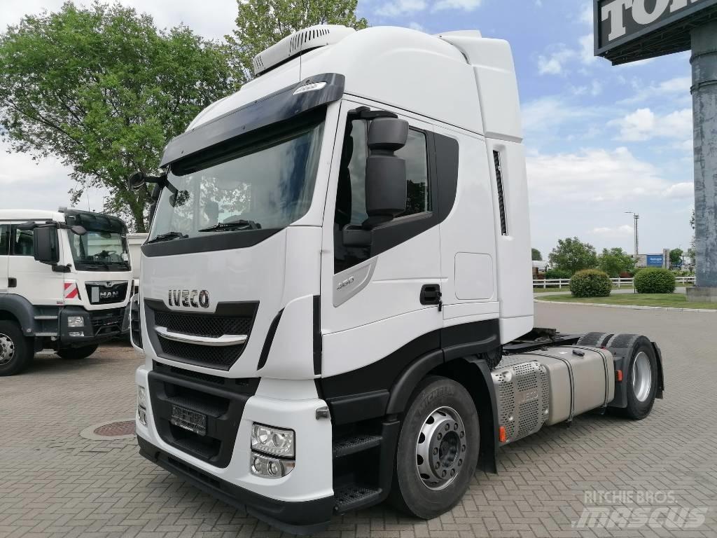 Iveco AS440ST/P Tegljači