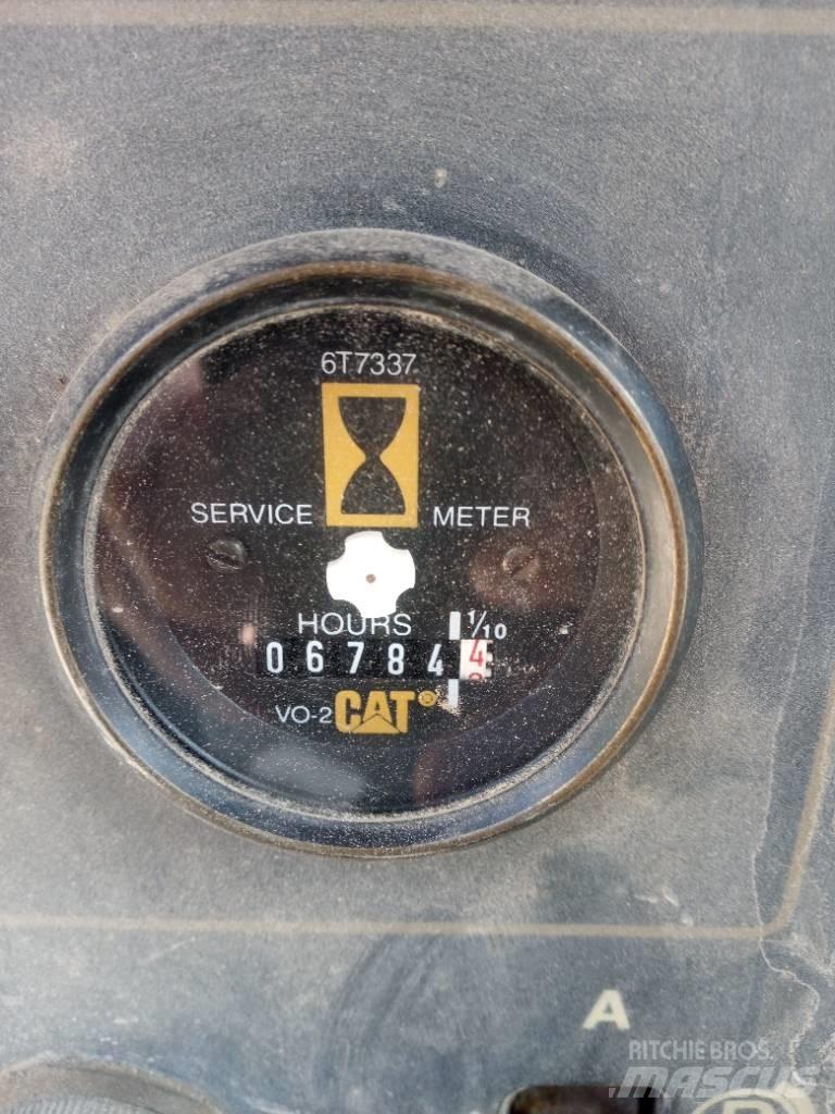 CAT D 4 C Buldožeri guseničari