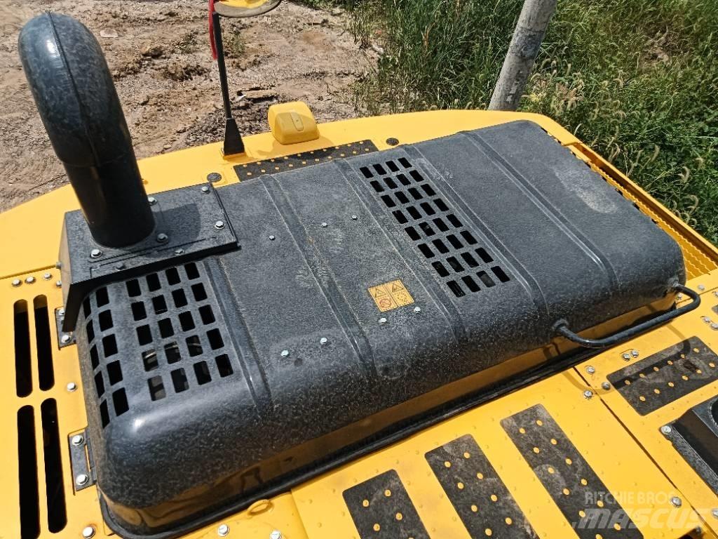 Komatsu PC 240 Bageri guseničari