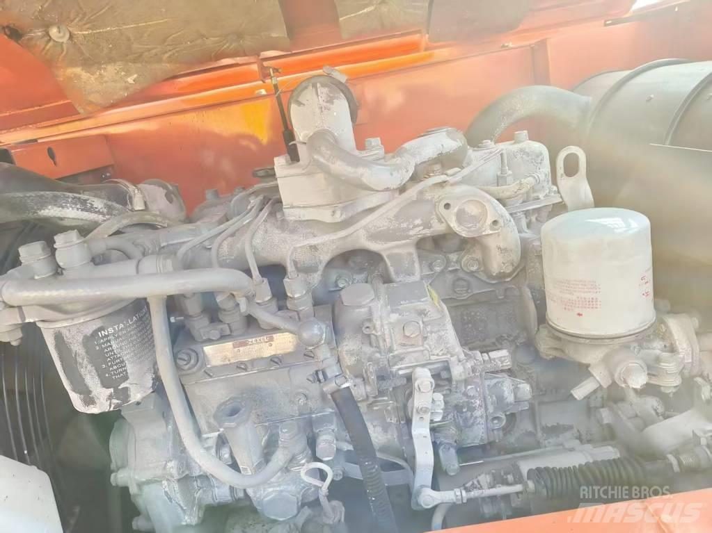 Hitachi ZX 60 Mini bageri < 7t