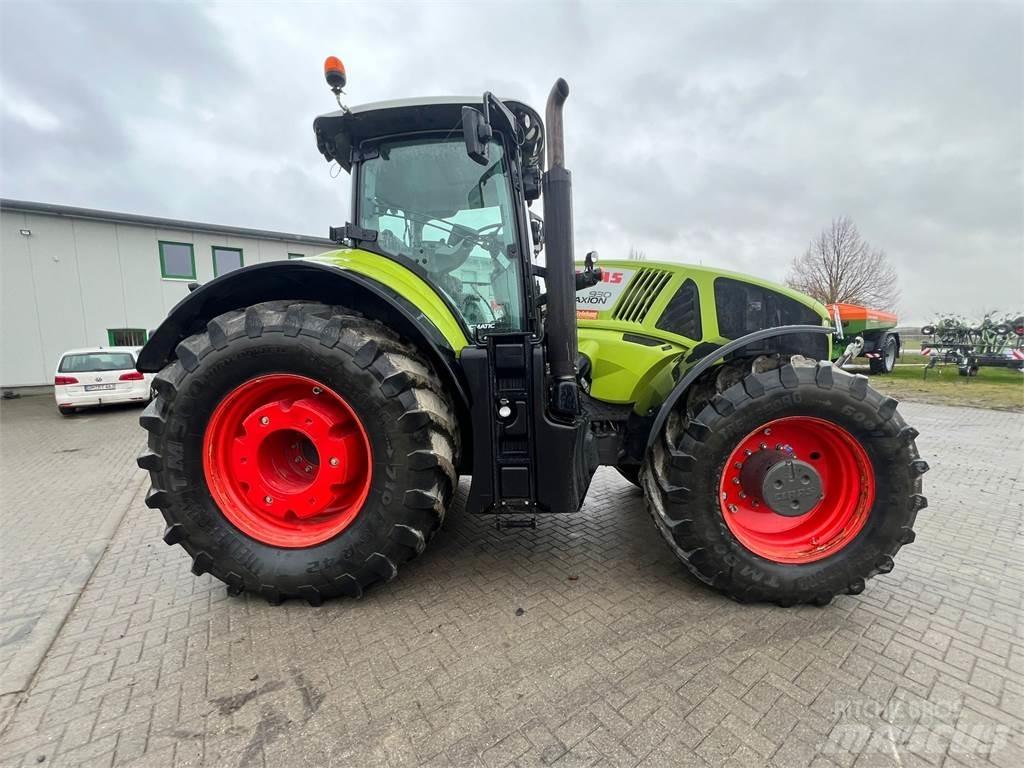 CLAAS Axion 930 Traktori