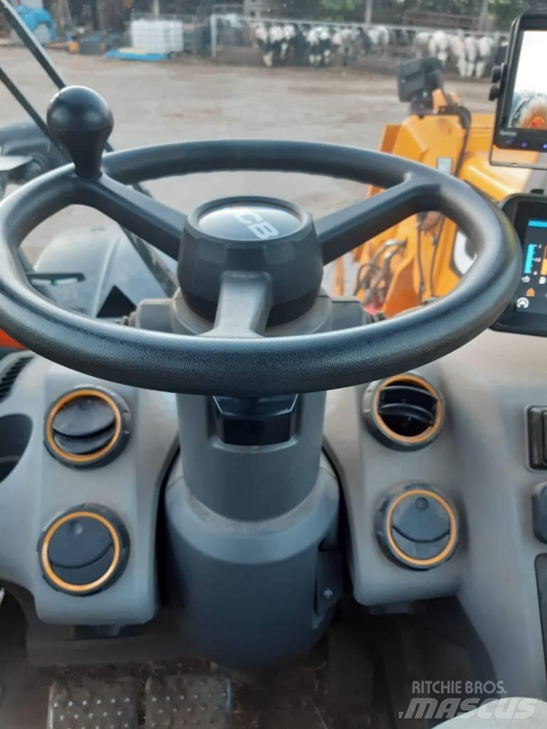 JCB 538-60 Poljoprivredni teleskopski utovarivači