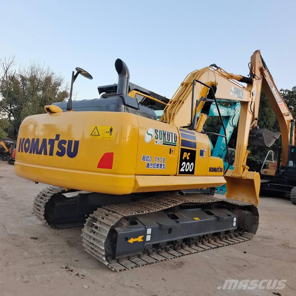 Komatsu PC 200-8 Bageri guseničari