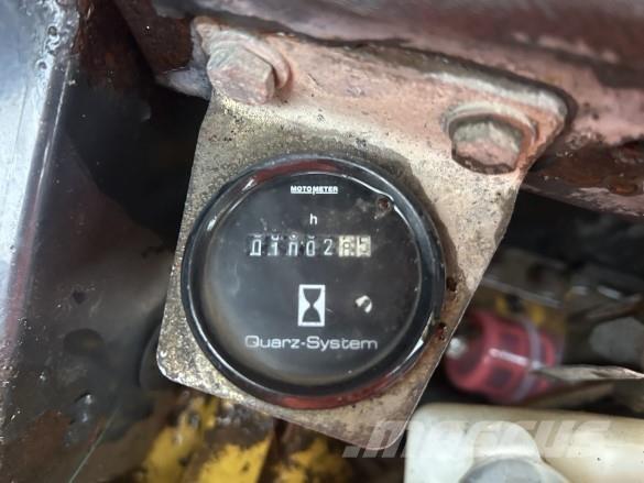 Bomag ROLLER BW80 Valjci sa duplim bubnjem