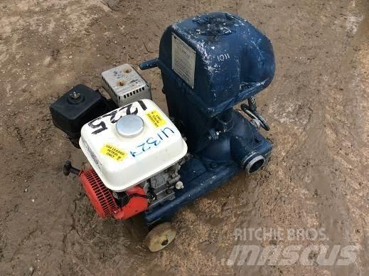 Honda 2 WATER PUMP Pumpe za vodu
