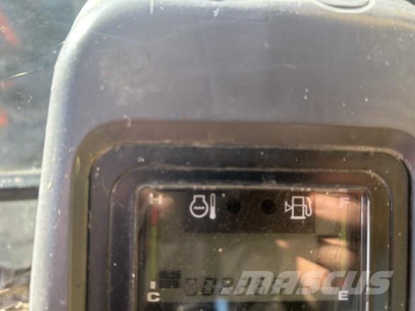 Komatsu PC130-7 Bageri guseničari