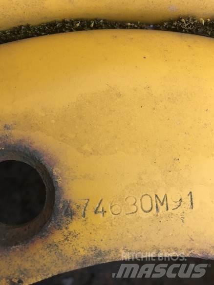  MASSEY FRONT WHEEL Gume, točkovi i felne