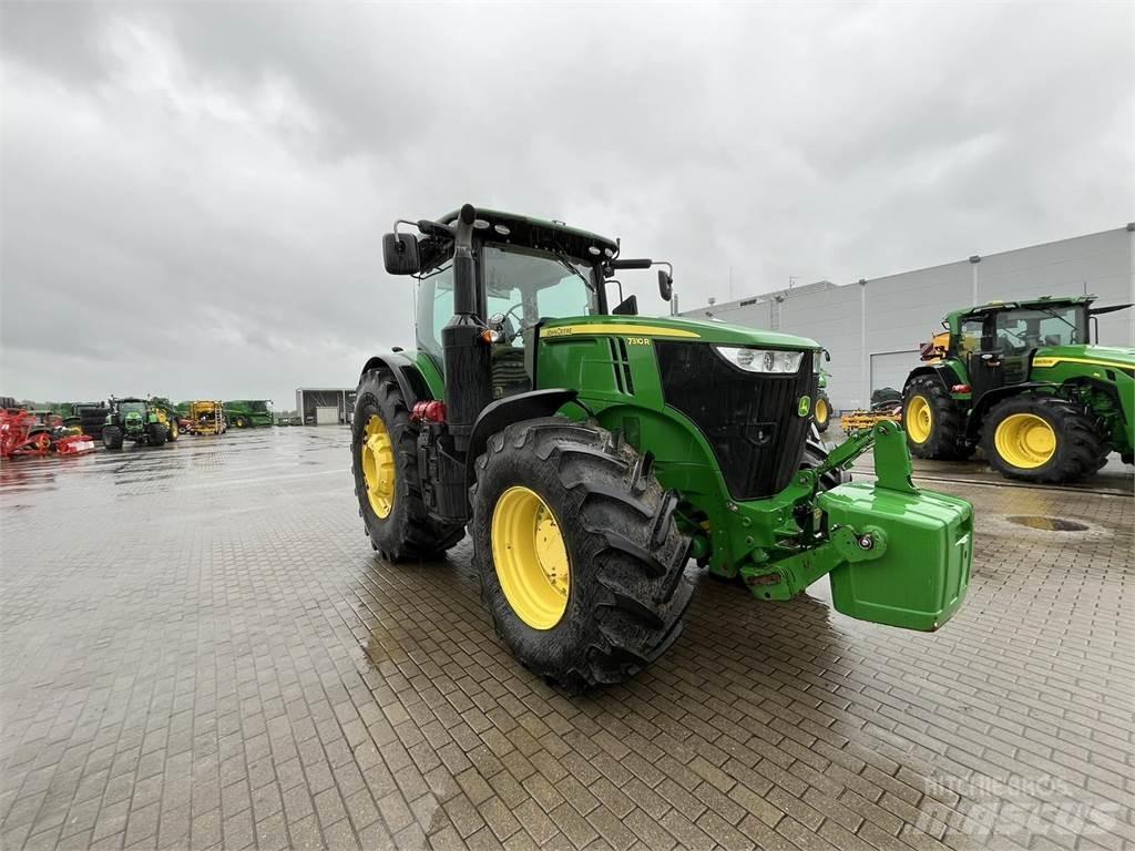John Deere 7310R Traktori