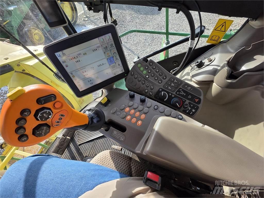 John Deere 8300 Mašine za stočnu hranu sa sopstvenim pogonom