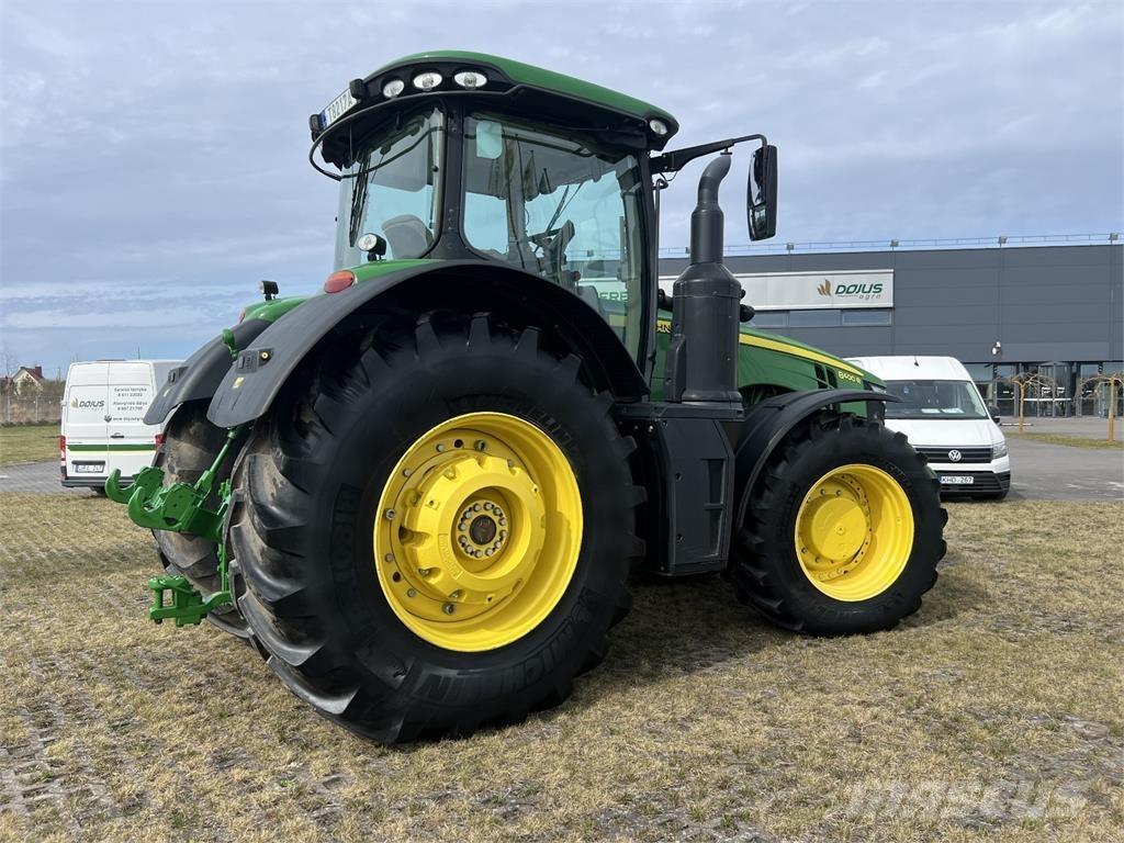 John Deere 8400R Traktori