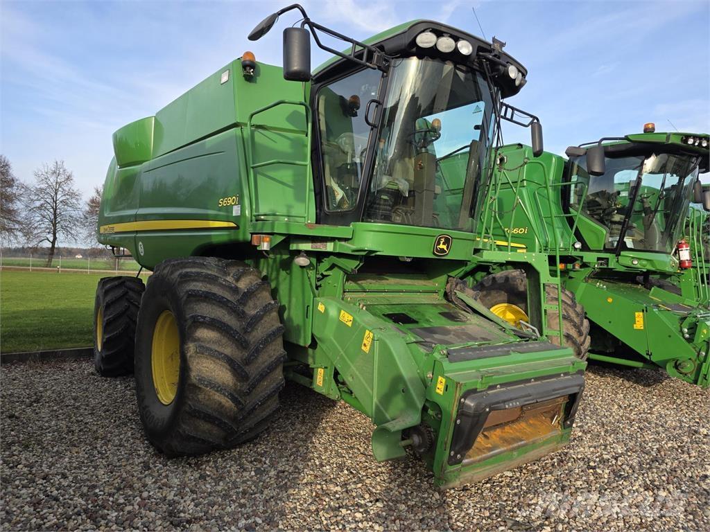 John Deere S690 Kombajni