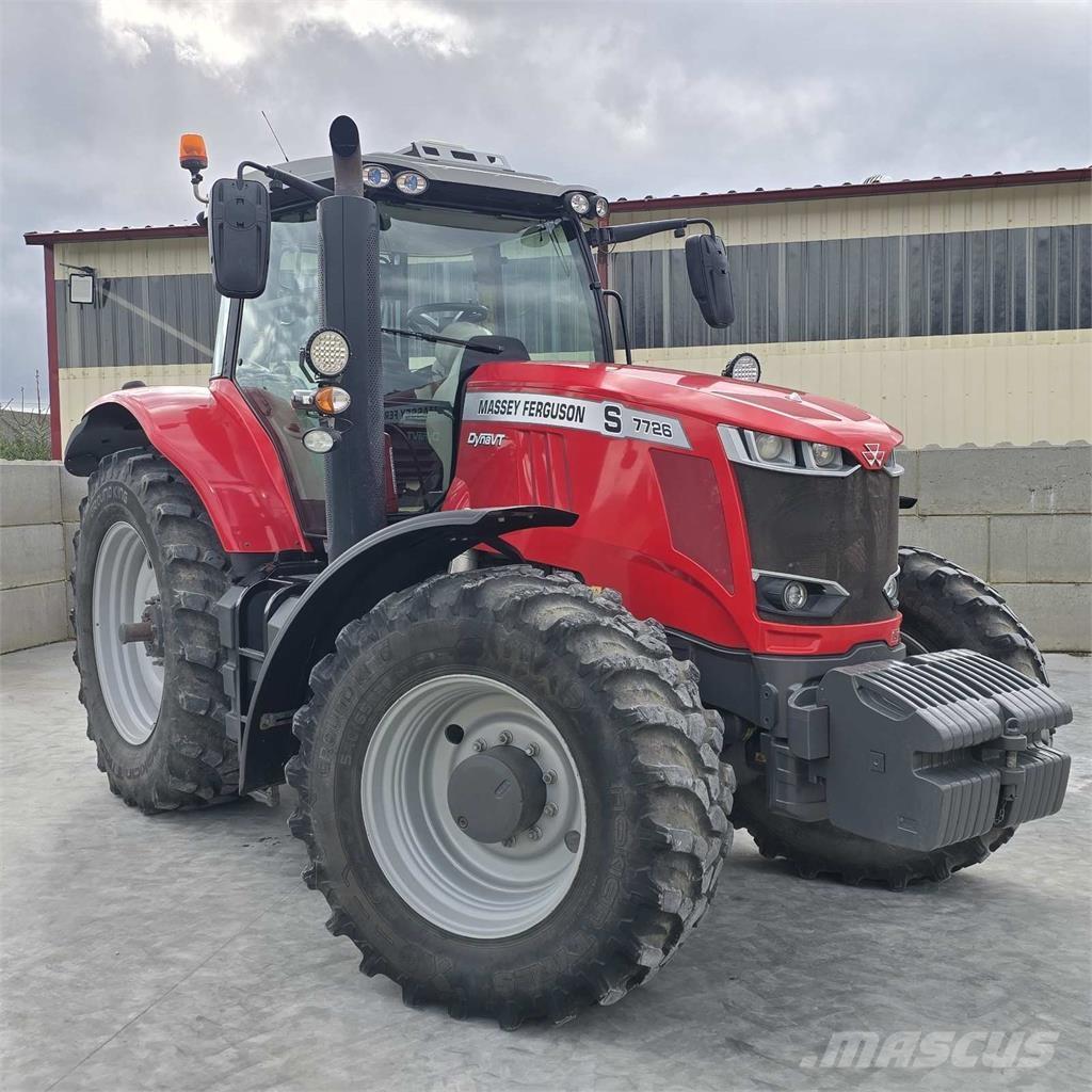 Massey Ferguson 7726 Traktori