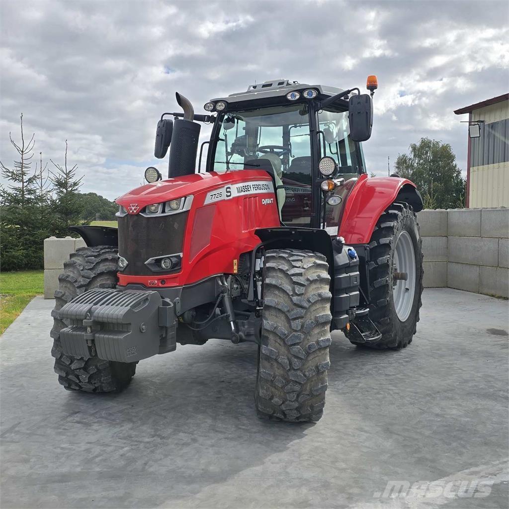 Massey Ferguson 7726 Traktori
