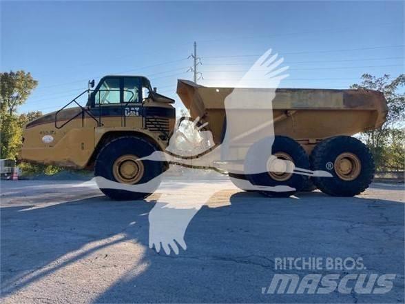 CAT 740 Zglobni damperi