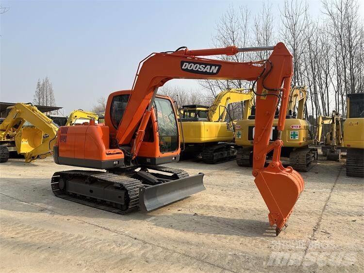 Doosan DX 75 Mini bageri < 7t