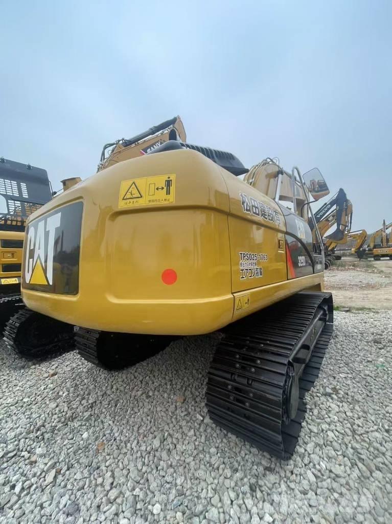 CAT 329D2L Bageri guseničari