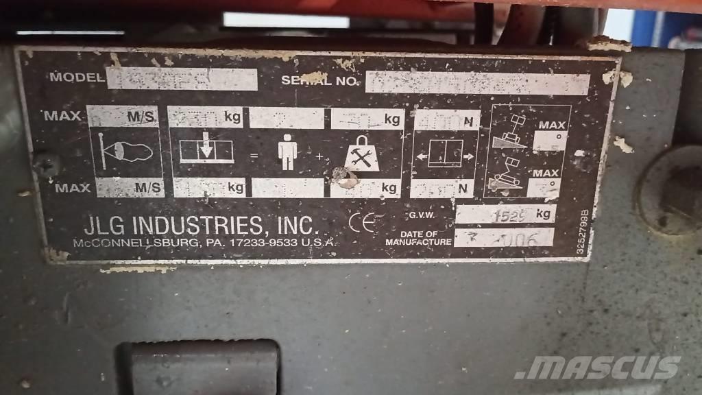 JLG 1930 ES Makazaste platforme