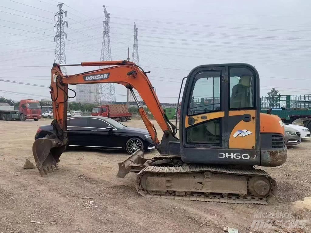 Doosan DH 60 Mini bageri < 7t