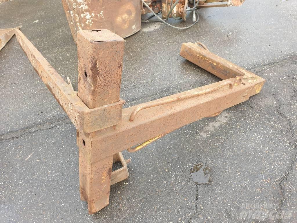  Frame with forks Građevinarske viljuške