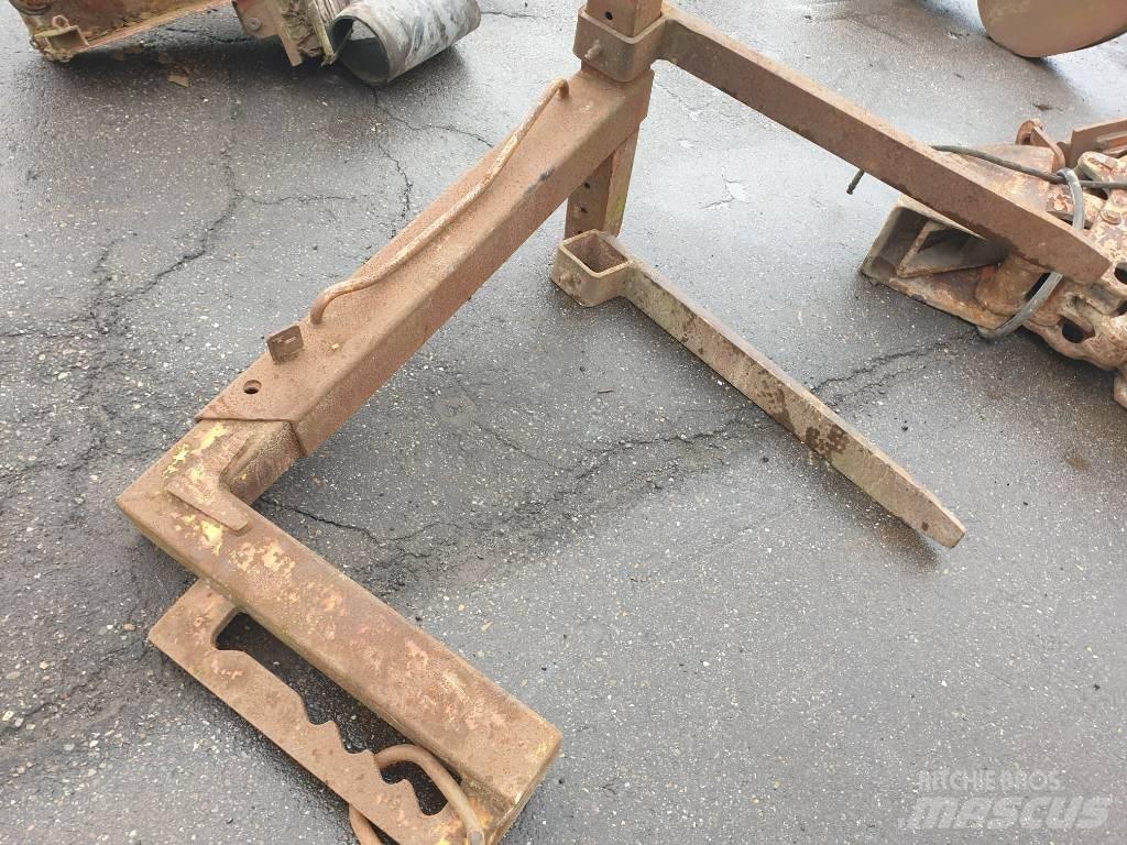  Frame with forks Građevinarske viljuške